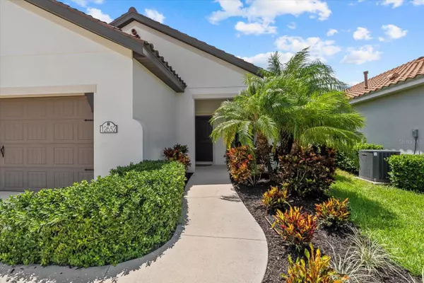 12652 COASTAL BREEZE WAY, Bradenton, FL 34211