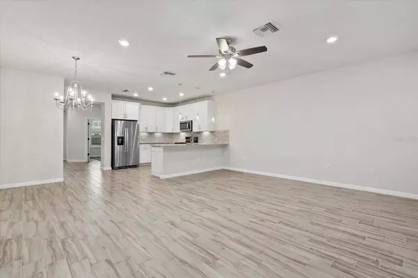 3331 CHESTERTOWN LOOP, Bradenton, FL 34211