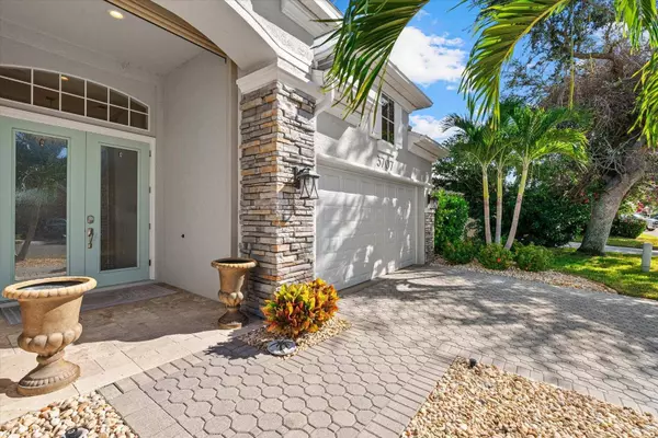 3707 5TH AVE NE, Bradenton, FL 34208