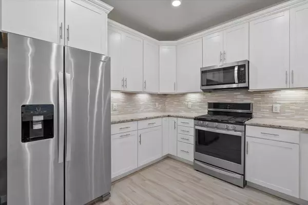 3331 CHESTERTOWN LOOP, Bradenton, FL 34211