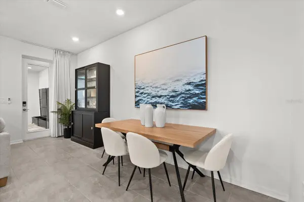 7328 PORTLIGHT LN, Sarasota, FL 34240