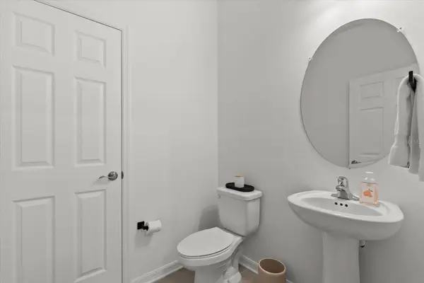 7328 PORTLIGHT LN, Sarasota, FL 34240