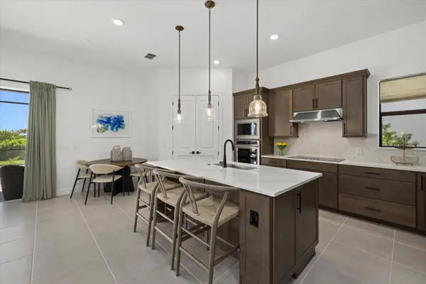 16211 HIDDEN OAK LOOP, Lakewood Ranch, FL 34211