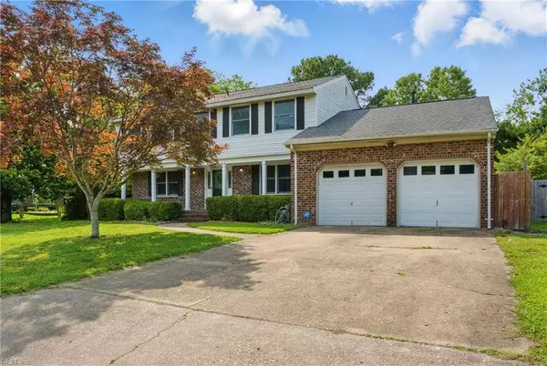 833 Moffat LN, Virginia Beach, VA 23464