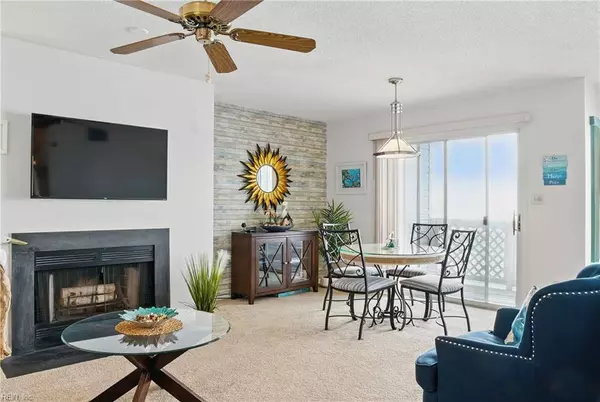 612 Shoreham CT #202, Virginia Beach, VA 23451