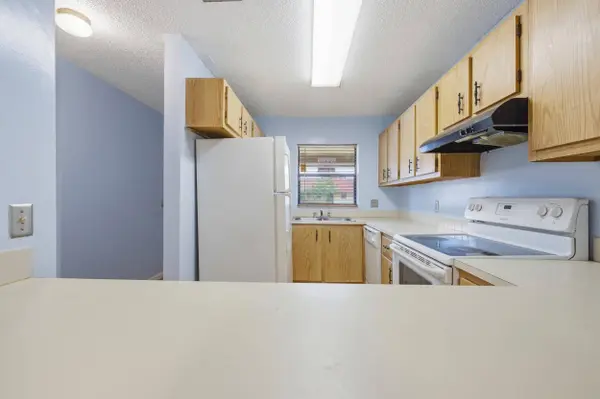 506 GLENWOOD DR, West Palm Beach, FL 33415