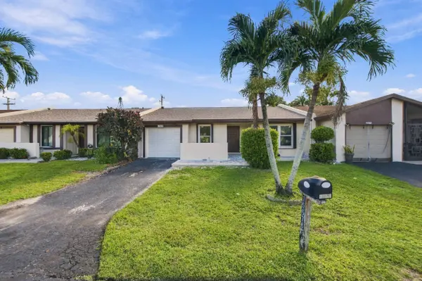 15676 BOTTLEBRUSH CIR