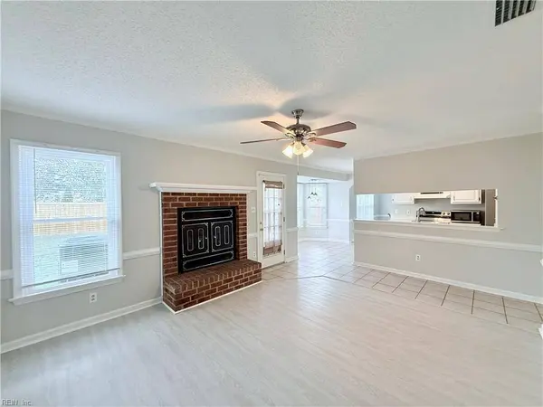 3900 Dupree LN, Virginia Beach, VA 23456