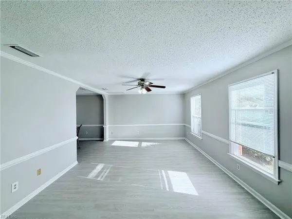 3900 Dupree LN, Virginia Beach, VA 23456