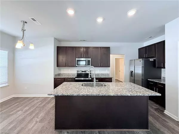 153 American Way WAY, Suffolk, VA 23434