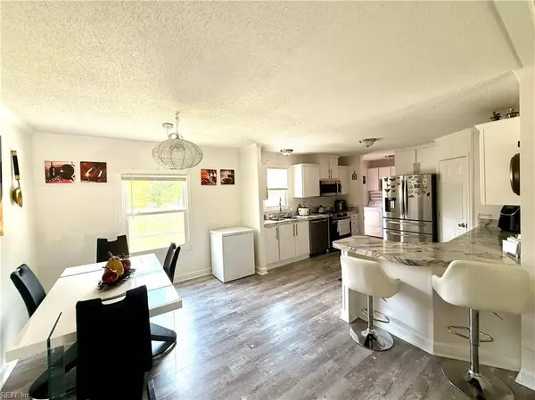 1256 Swallow DR, Virginia Beach, VA 23453
