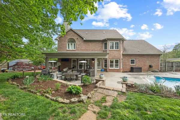 241 Jamestown Rd, Cookeville, TN 38501