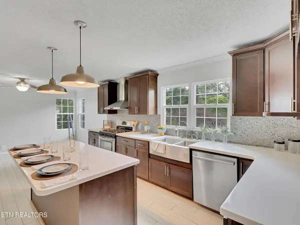 2311 Fair DR, Knoxville, TN 37918