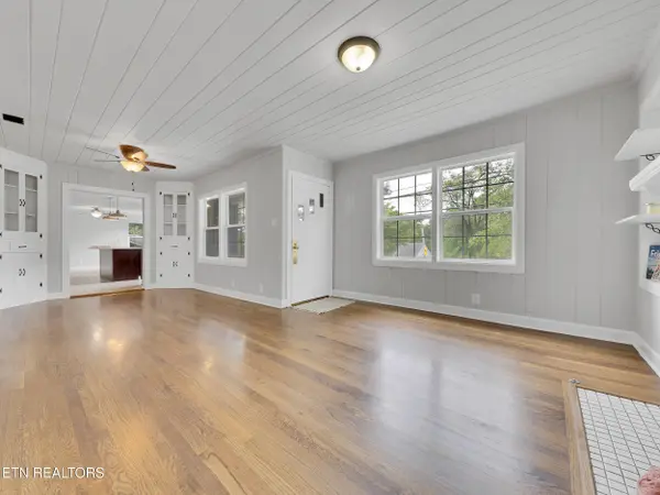 2311 Fair DR, Knoxville, TN 37918