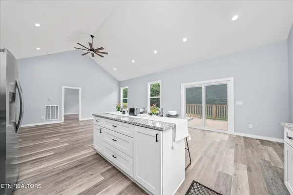 3328 Brook Meadows CIR, Cookeville, TN 38506