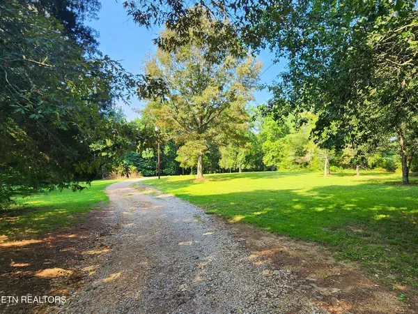 4436 Jacksboro Rd, Morrison, TN 37357