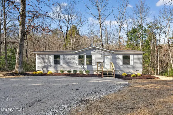 391 Cherokee Rd, Crossville, TN 38572