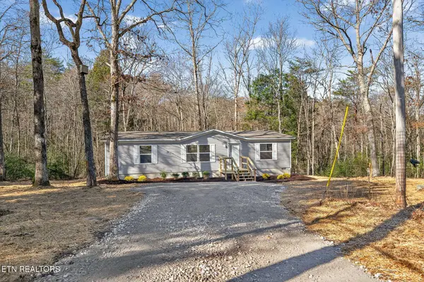391 Cherokee Rd, Crossville, TN 38572
