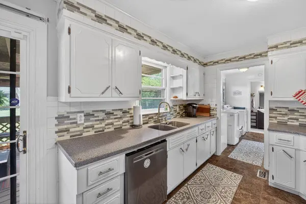 149 Joy Ln, Cookeville, TN 38506