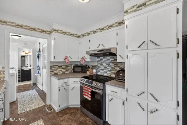 149 Joy LN, Cookeville, TN 38506