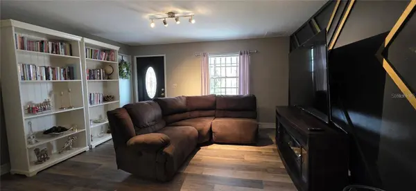 1302 CENTER ST, Ocoee, FL 34761