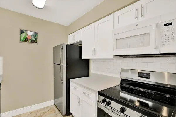 9125 TUDOR DR #D109, Tampa, FL 33615