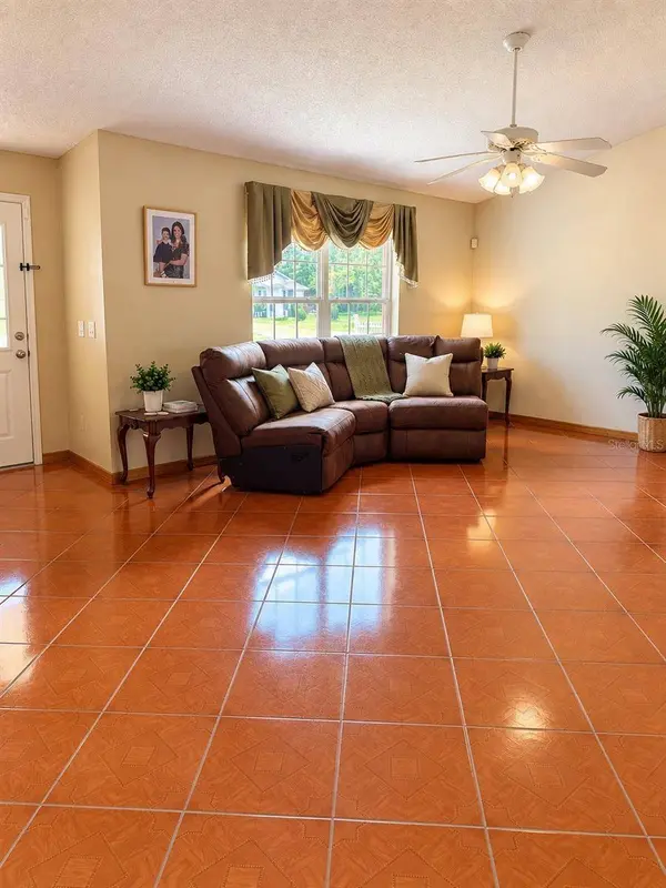 16804 SW 39TH CIR, Ocala, FL 34473