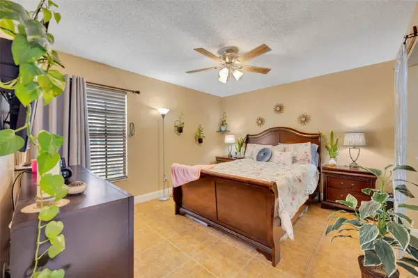 2901 CHALMER ST, Deltona, FL 32738