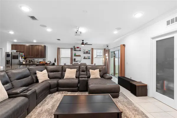 164 E FIESTA KEY LOOP, Deland, FL 32720