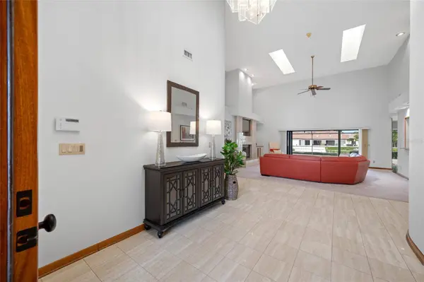 9807 COMPASS POINT WAY, Tampa, FL 33615