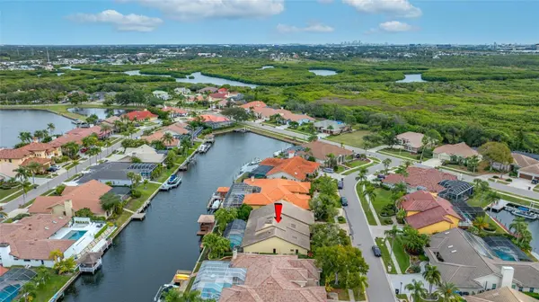 9807 COMPASS POINT WAY, Tampa, FL 33615