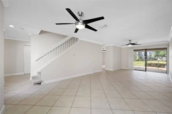 10416 SAINT TROPEZ PL, Tampa, FL 33615