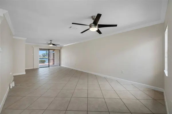 10416 SAINT TROPEZ PL, Tampa, FL 33615