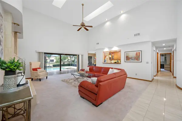 9807 COMPASS POINT WAY, Tampa, FL 33615