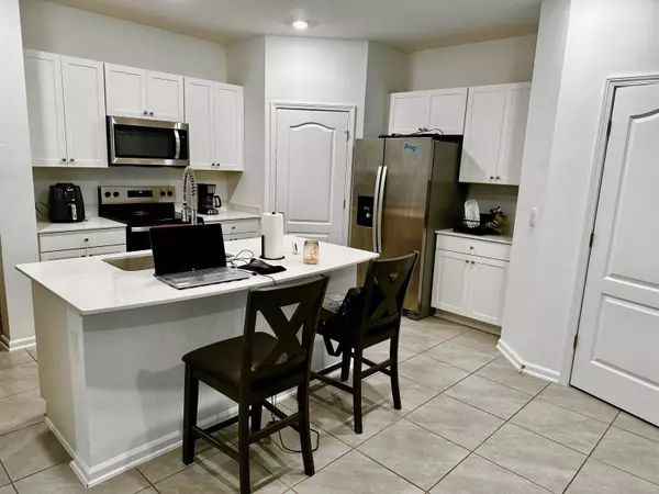 303 Redbud Rd, Palm Coast, FL 32137