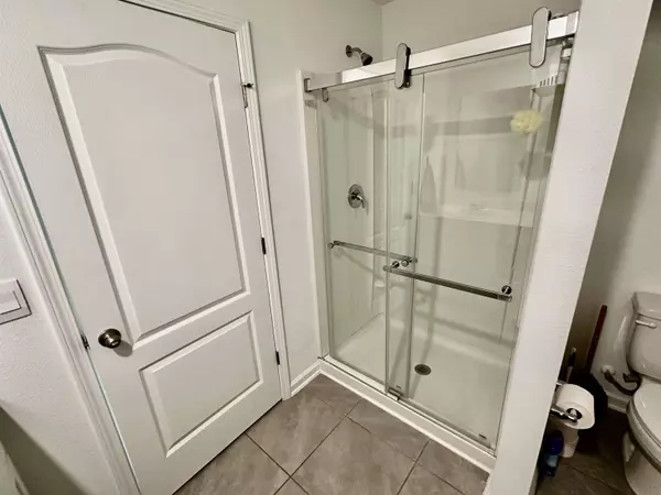 303 Redbud Rd, Palm Coast, FL 32137