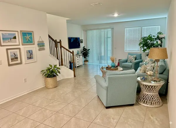 303 Redbud Rd, Palm Coast, FL 32137