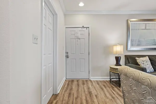 999 Ft Pickens Rd, Pensacola Beach, FL 32561