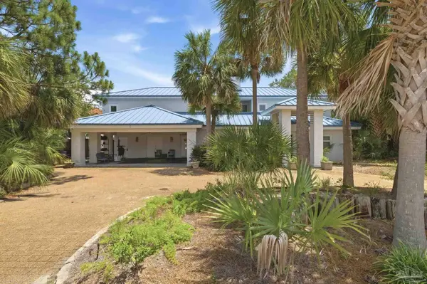 212 Sabine Dr, Pensacola Beach, FL 32561