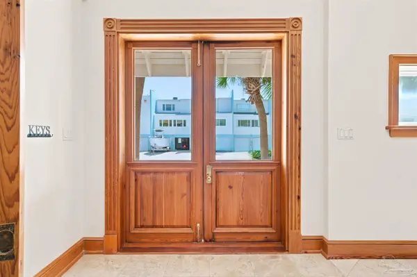 100 Avendia 23 & Via Deluna Dr, Pensacola Beach, FL 32561