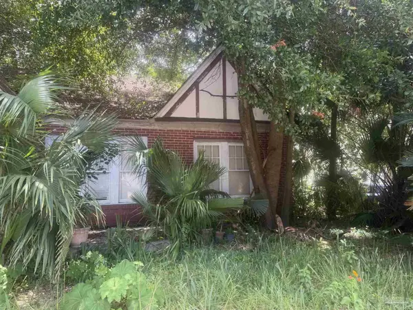 707 N Baylen St, Pensacola, FL 32501