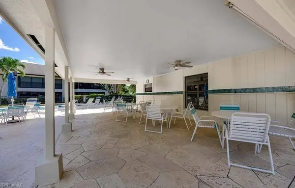 1810 Kings Lake BLVD #103, Naples, FL 34112