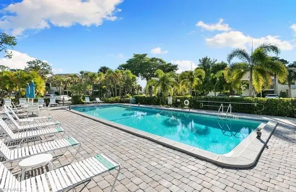 1810 Kings Lake BLVD #103, Naples, FL 34112