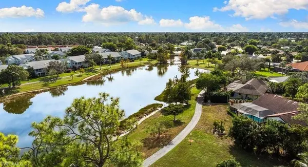1810 Kings Lake BLVD #103, Naples, FL 34112