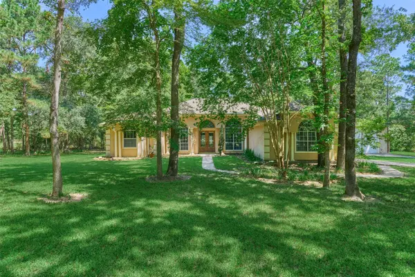 10506 Crestwater CIR, Magnolia, TX 77354