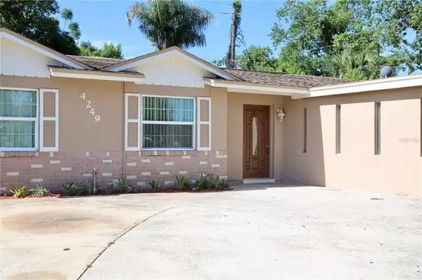 4249 LAKE RICHMOND DR, Orlando, FL 32811