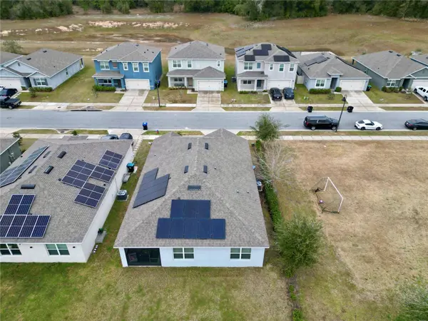 3332 LOGAN BERRY DR, Mount Dora, FL 32757