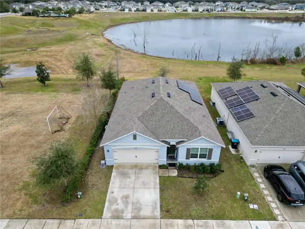 3332 LOGAN BERRY DR, Mount Dora, FL 32757
