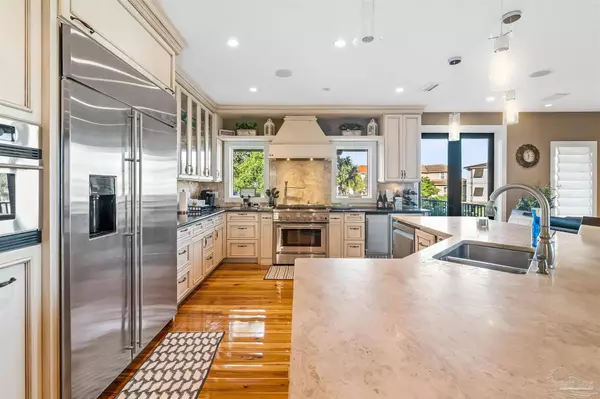 506 Eventide Dr, Gulf Breeze, FL 32561