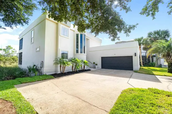 332 Deer Point Dr, Gulf Breeze, FL 32561